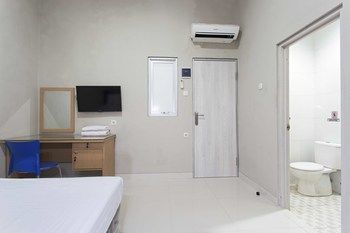 Hotel Reddoorz @ Mangga Besar 2 Yakarta Exterior foto